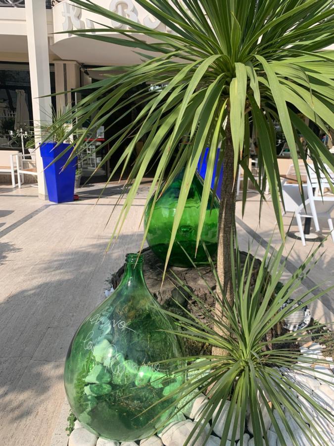 Hotel Baby Milano Marittima Buitenkant foto