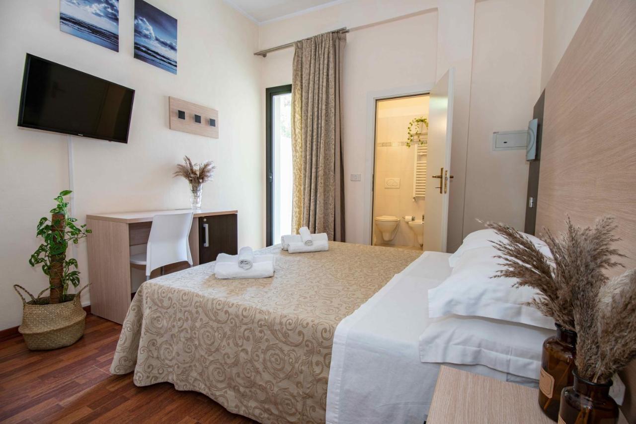 Hotel Baby Milano Marittima Buitenkant foto