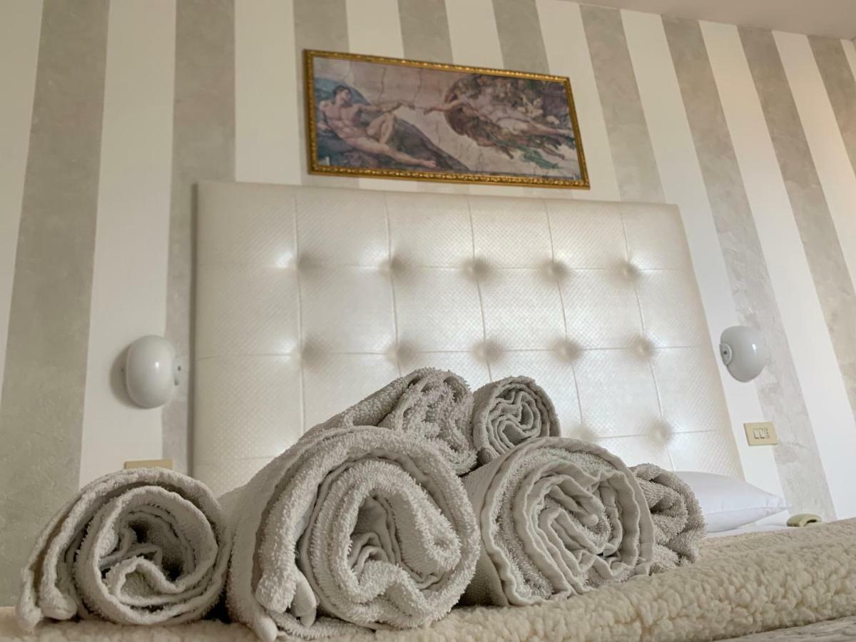 Hotel Baby Milano Marittima Buitenkant foto